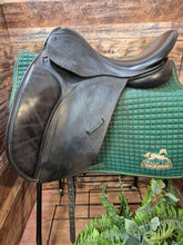 17.5" County Connection Dressage Saddle